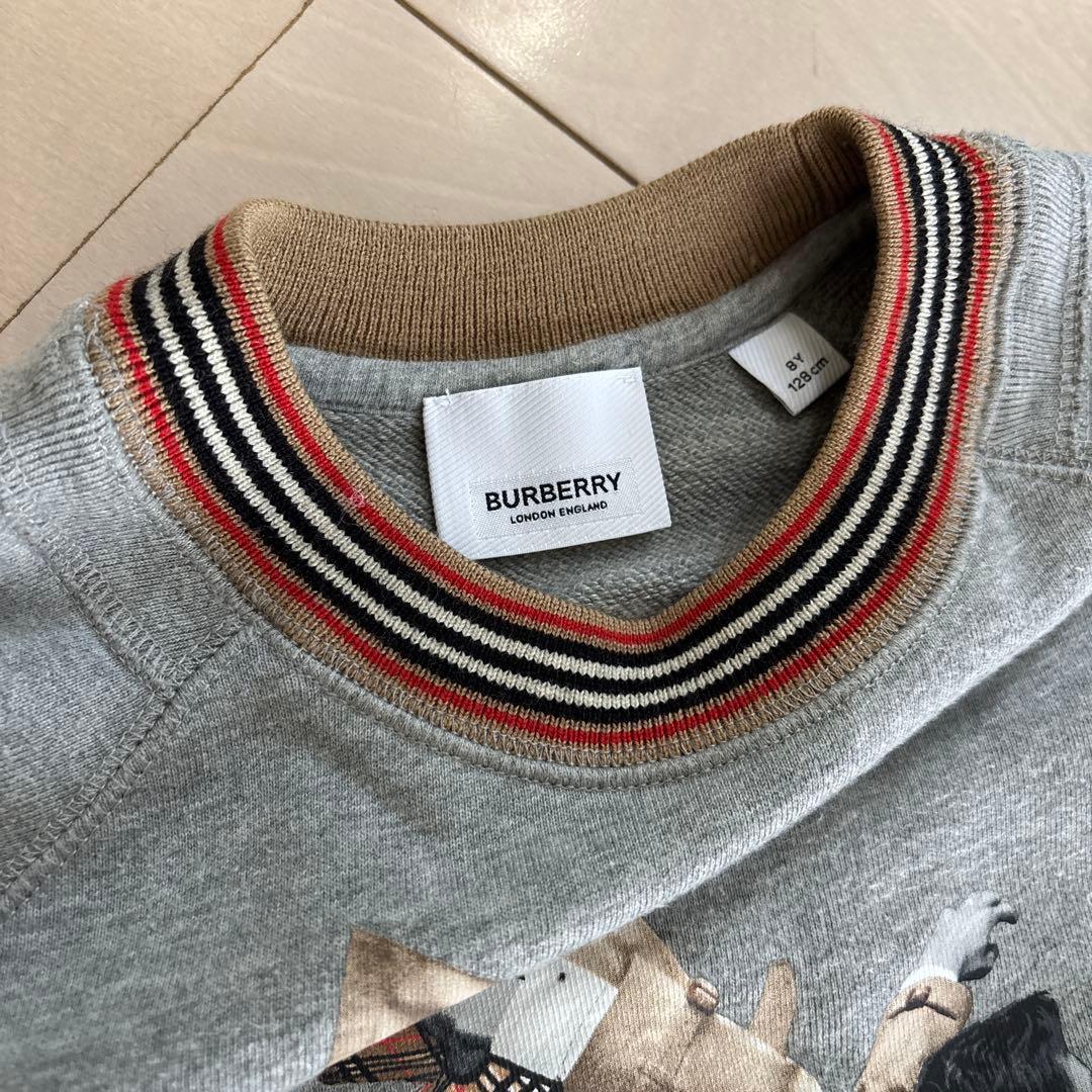 kou　バーバリースウェット　8Y128