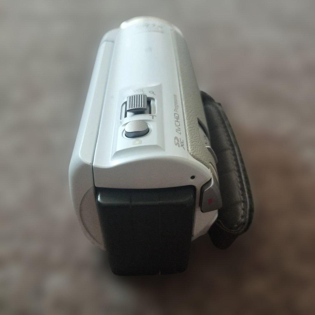 ビデオカメラ Panasonic HC-V550M