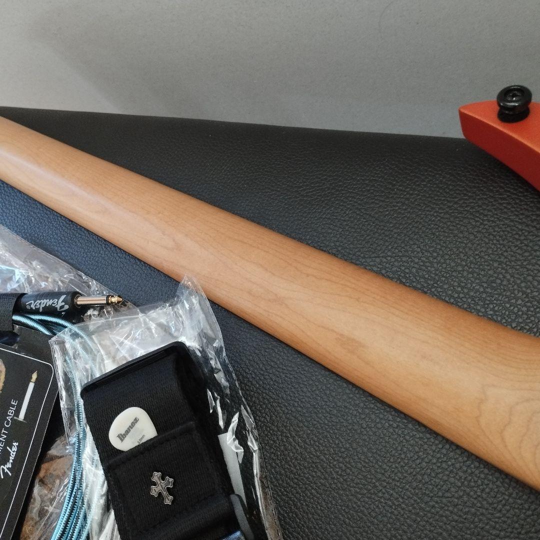 ほぼ未使用 ヘッドレスギター HEX N400