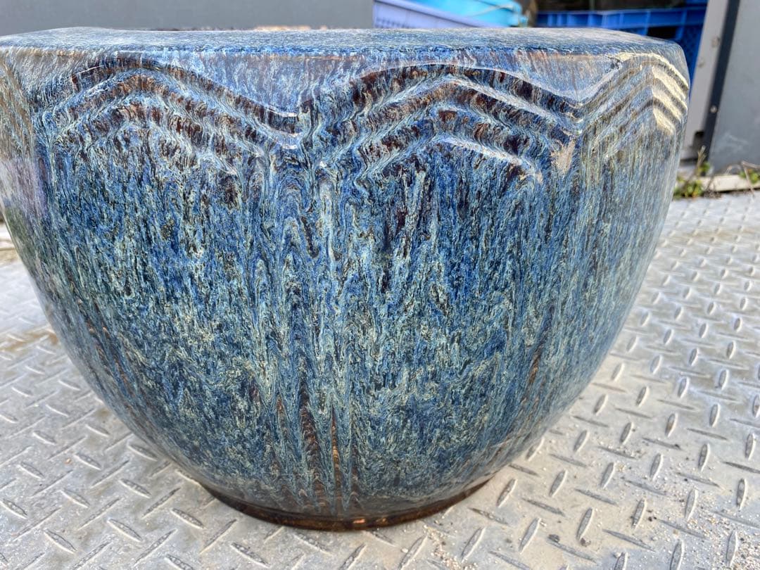 青緑色の円形火鉢 直径約30cm 青緑色の円形火鉢 直径約30cm bowls_6-