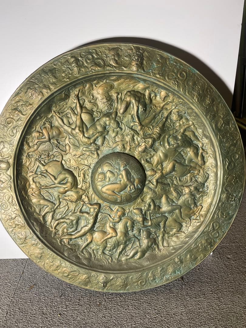 ミケランジェロ 盾 レプリカ ブロンズ調 大型壁掛け美術装飾 - メルカリ