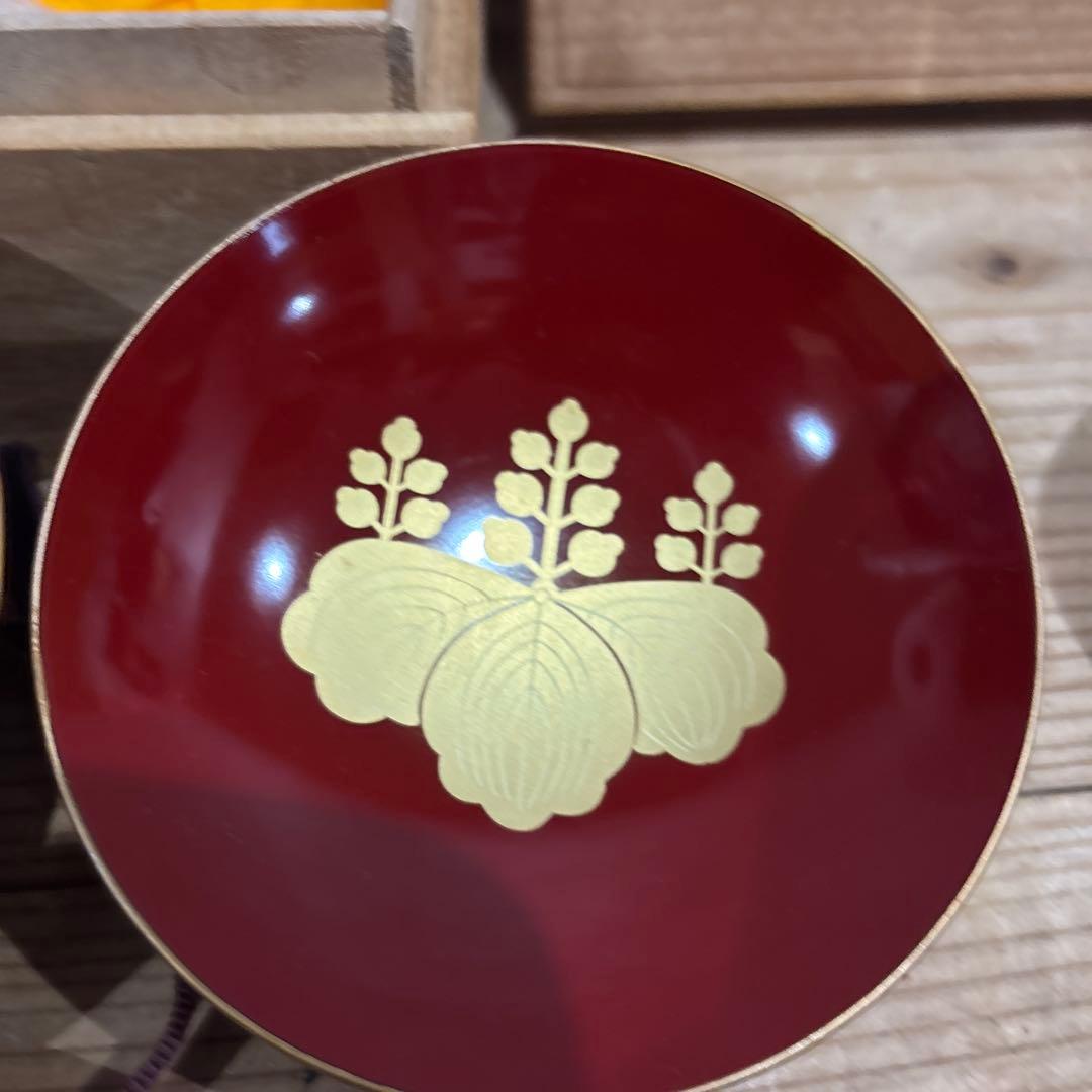 建設大臣賞 五七桐紋 漆 盃 杯 大中小サイズ 3点セット - メルカリ