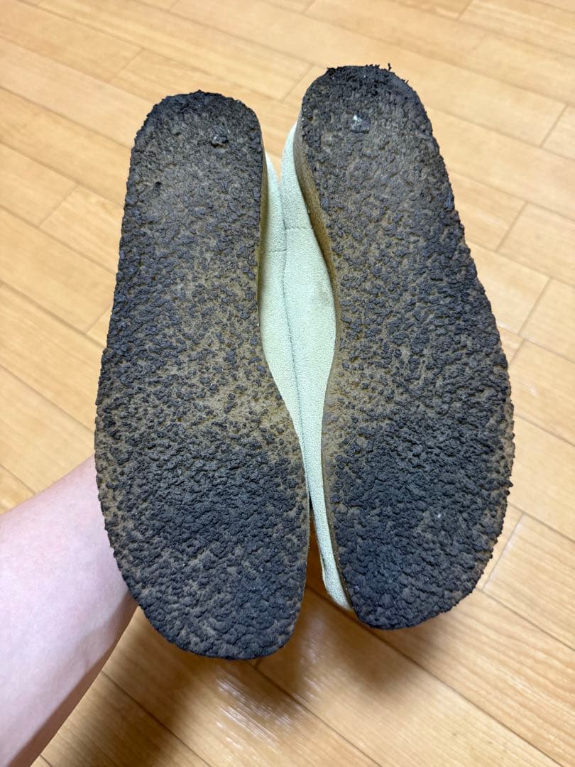 CLARKS ベージュ スエード モカシン