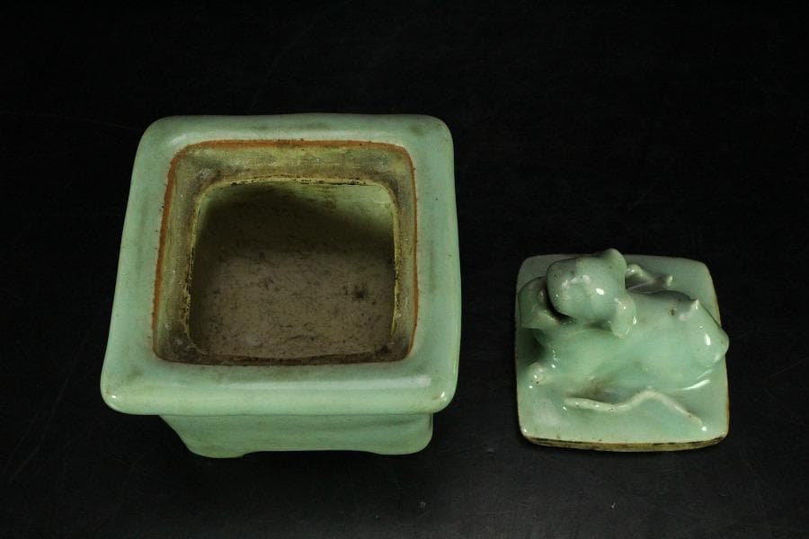 茶道具 青磁 獅子蓋 四方 香炉(K-A359)