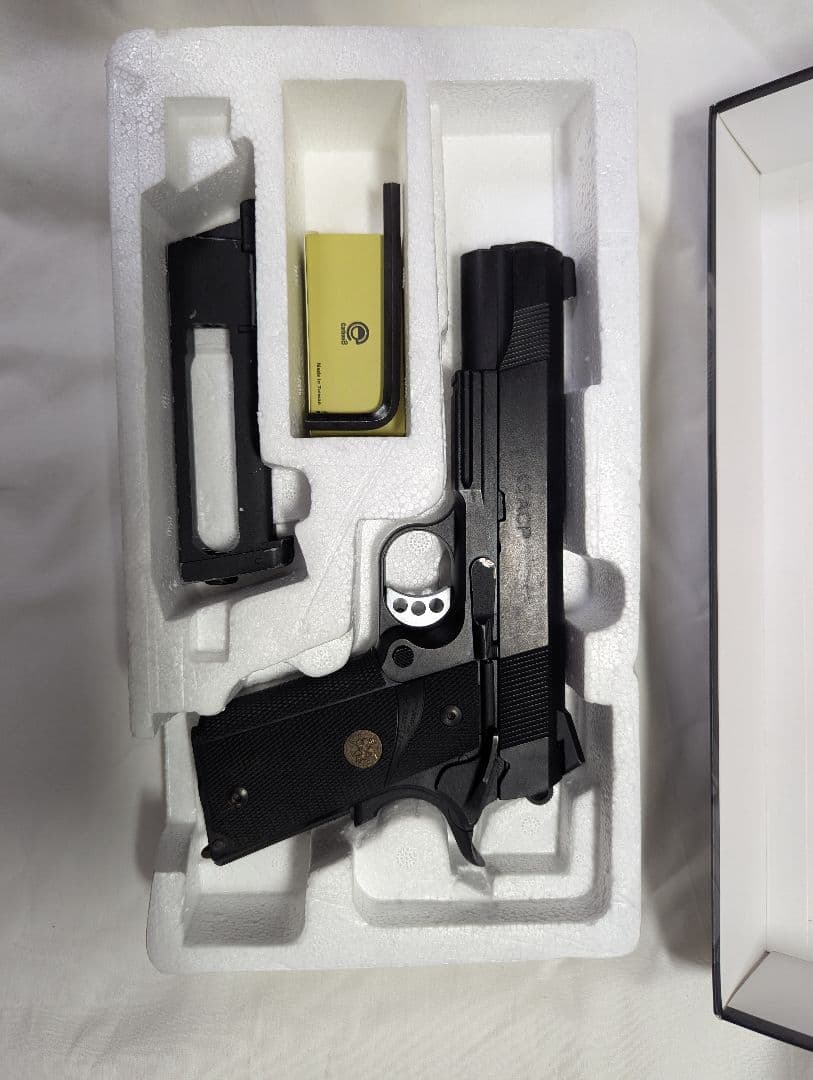 トイガン Carbon8 M45CQP Co2 GBB