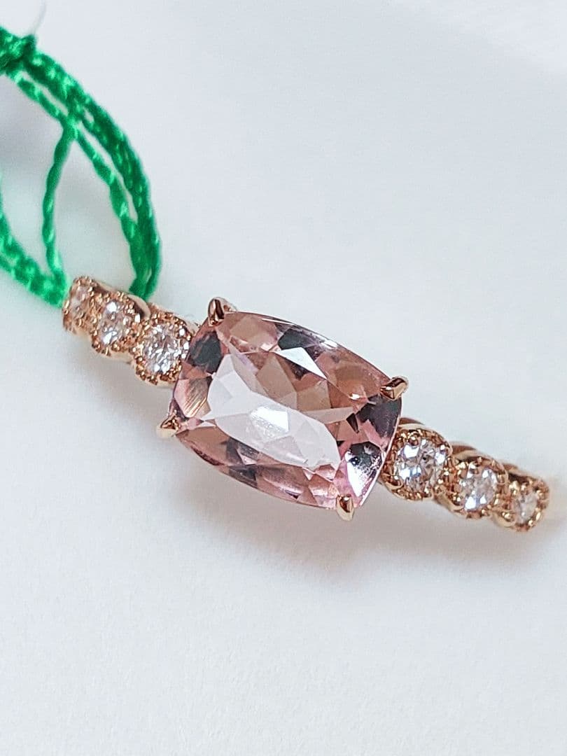 新作 未使用品 k18 天然モルガナイト ダイヤモンド リング