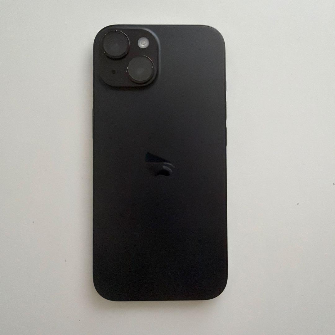 Apple iPhone 15 128GB ブラック 本体