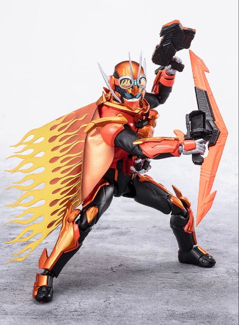 新品 S.H.フィギュアーツ 仮面ライダーファイヤーガッチャードデイブレイク