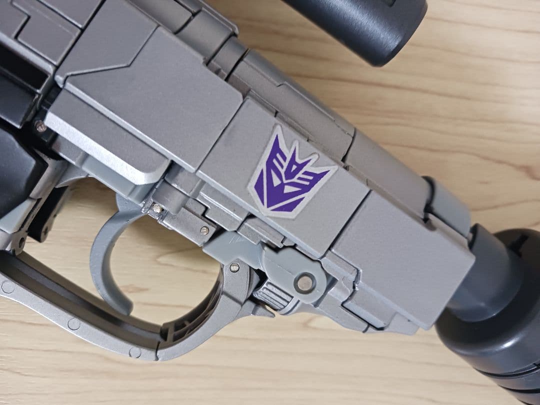 トランスフォーマー thf-03 mp-36 メガトロン似