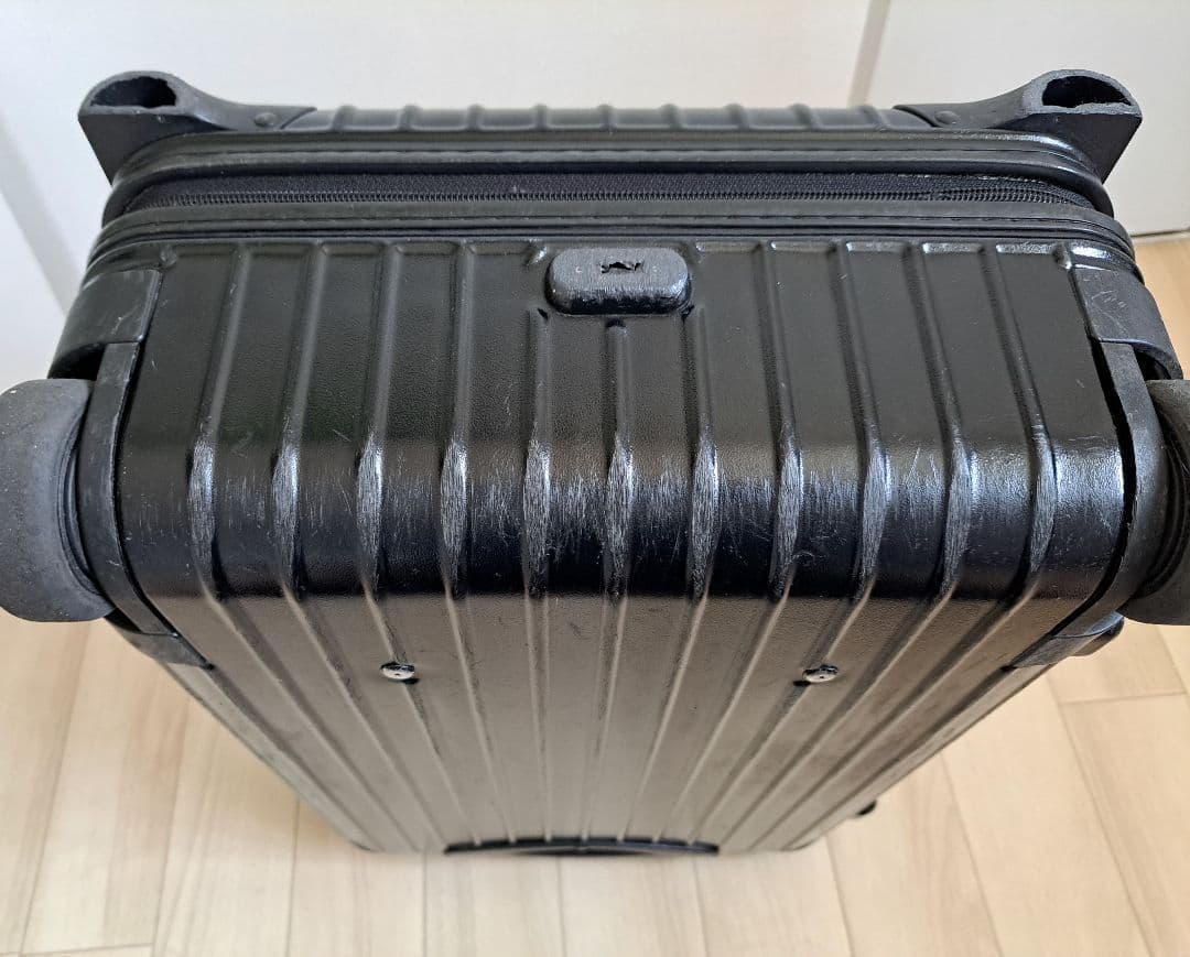 ジャンク・破損あり】RIMOWAリモワ サルサ 35L機内持込み2輪廃盤品 黒
