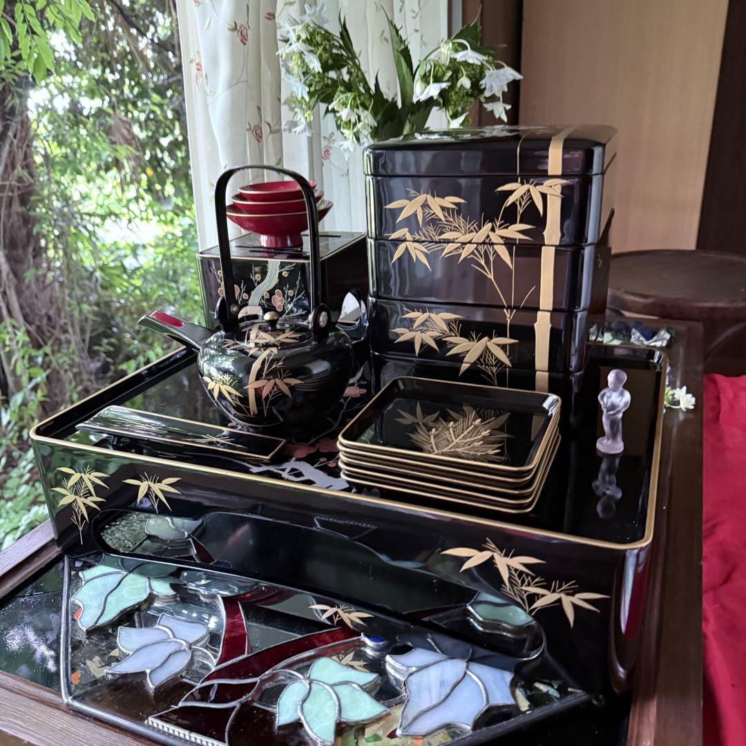 2192様感謝‼️JAPAN輪島塗お屠蘇器七つ揃い『松竹梅鶴』塗師松竹梅落款