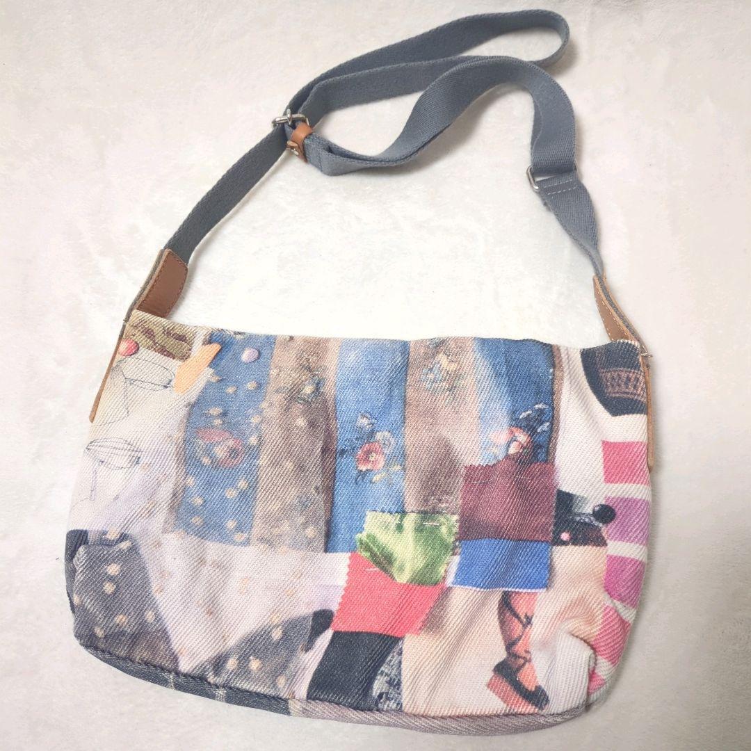 美品 Vivienne Westwood MOODBOARD ショルダーバッグ