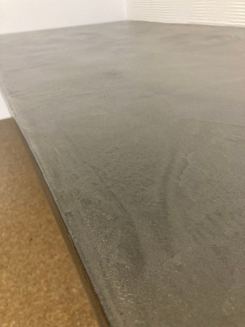 モールテックス　アイアン脚付ローテーブル　１点物　送料込み