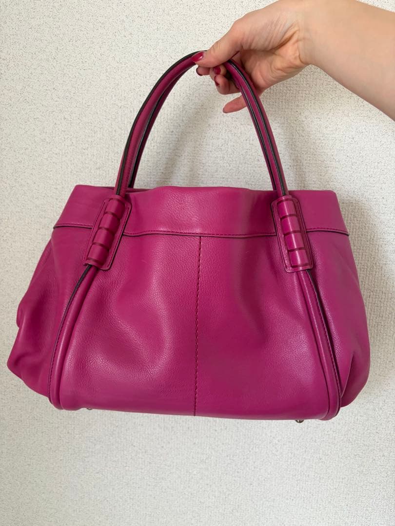 TOD'S ピンク ハンドバッグ