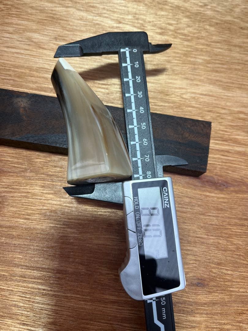 沖縄三線用撥とウマ高級材質(牙)