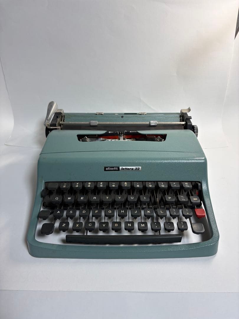 olivetti lettera 32 タイプライター - メルカリ