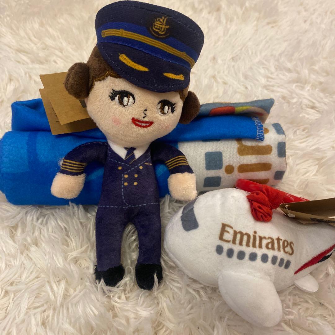 非売品】エミレーツ航空 ブランケット＆飛行機 ぬいぐるみ おもちゃ