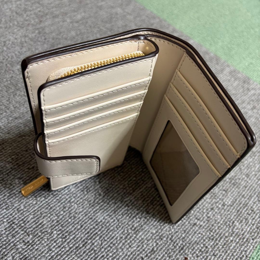 未使用】MICHAEL KORS マイケルコース二つ折り財布 アイボリー - メルカリ