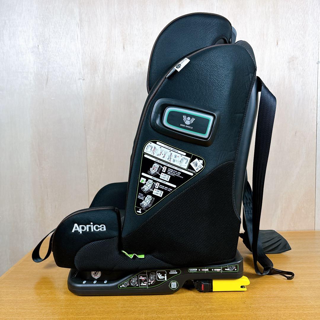 【丸洗い済み】Aprica フォームフィット ISOFIXセーフティープラス