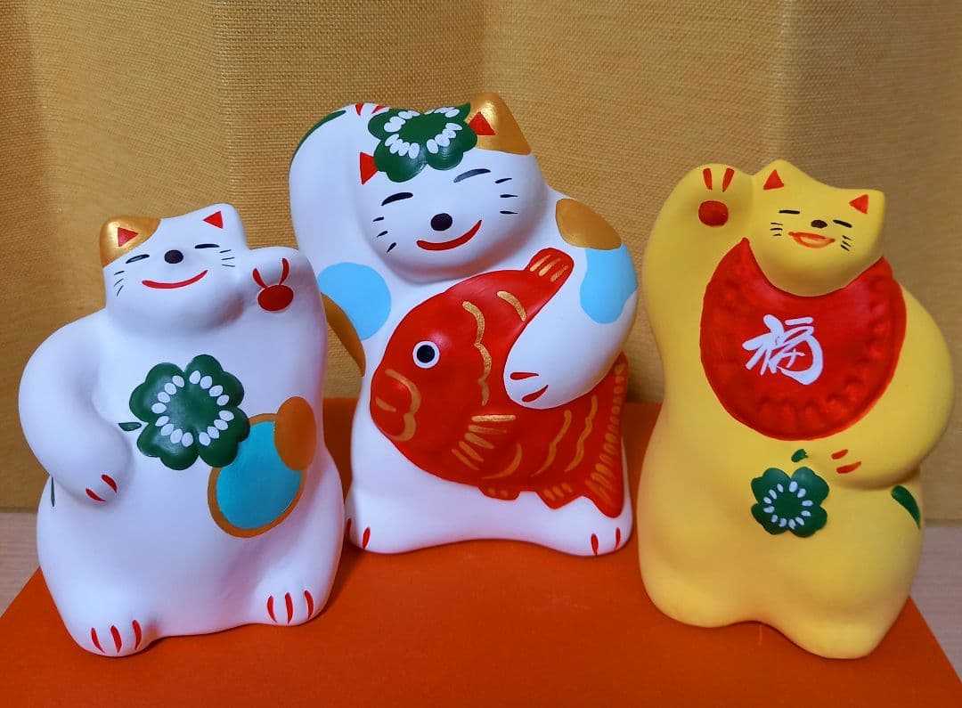 輪葉葉招き猫 3匹