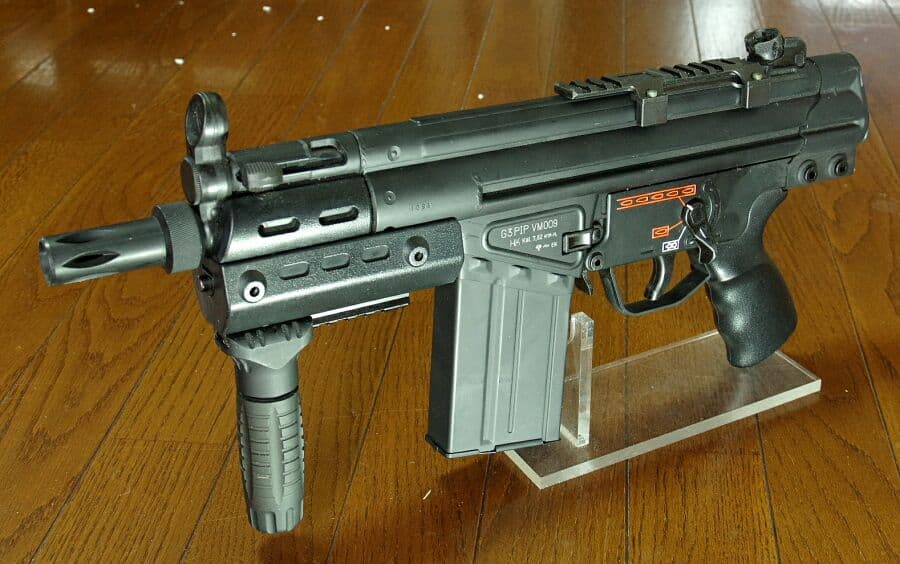 東京マルイ H&K G3 SAS スペアマガジン＆マウントベース＆BTグリップ付