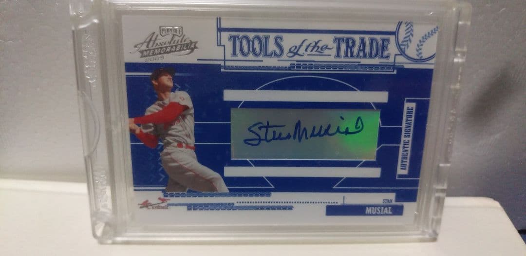 PLAY OFF ABSOLUTE MEMORABILIA