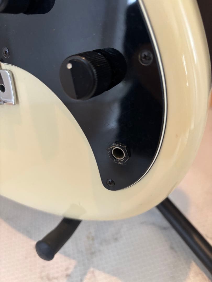 YAMAHA SE203 アイボリー　ストラトタイプ