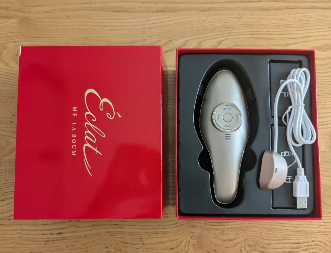 美品】MEラボンエクラ 美顔器 IKKOプロデュース