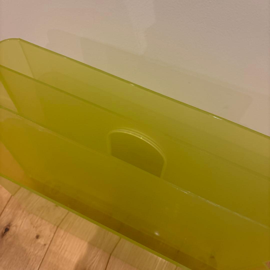 Kartell カルテルマガジンラック　イエローグリーン