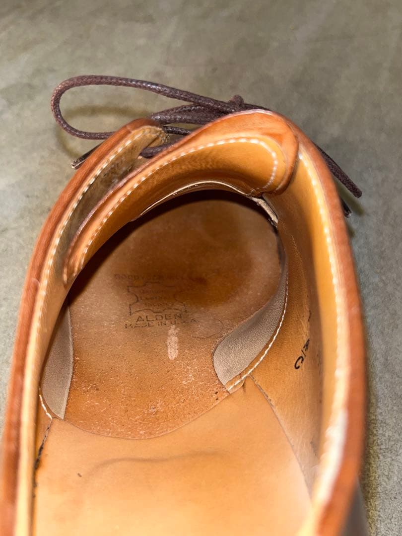 オールデン54382 Vチップ 7C ウイスキーコードバン