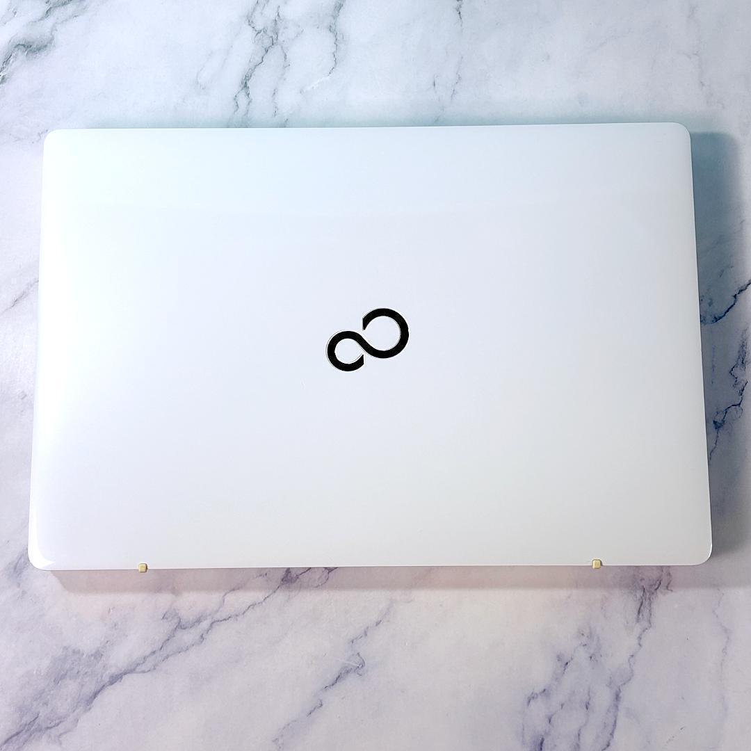 美品☆Corei7・8GB・SSD・Win11・ホワイト・ノートパソコン - メルカリ