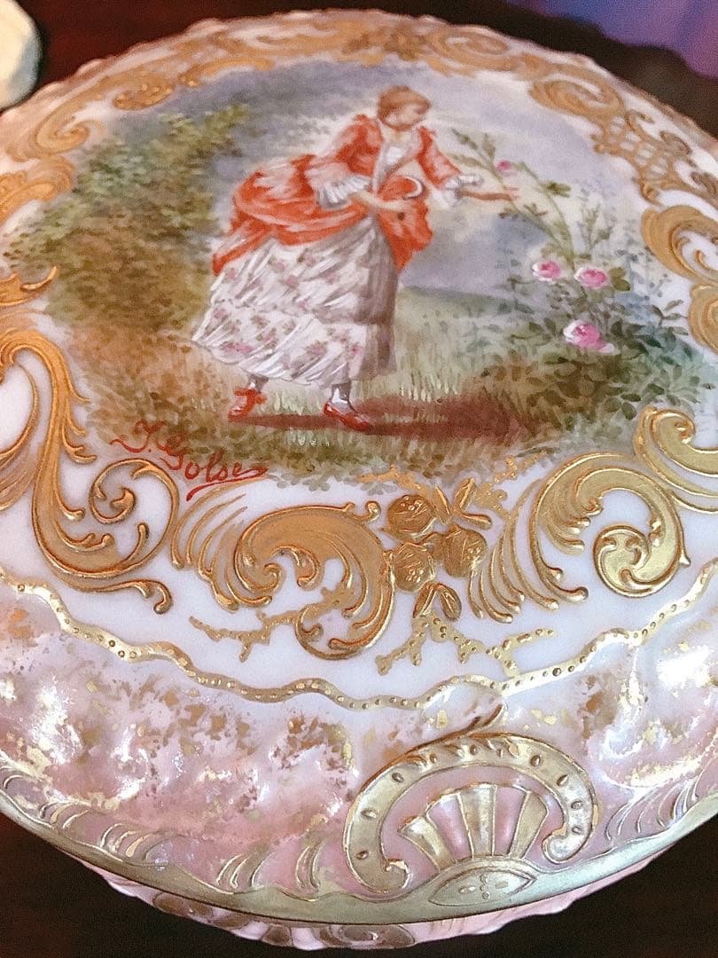 希少　レア　貴重　フランス製　ボンボニエール　アンティーク　宮廷貴婦人　器