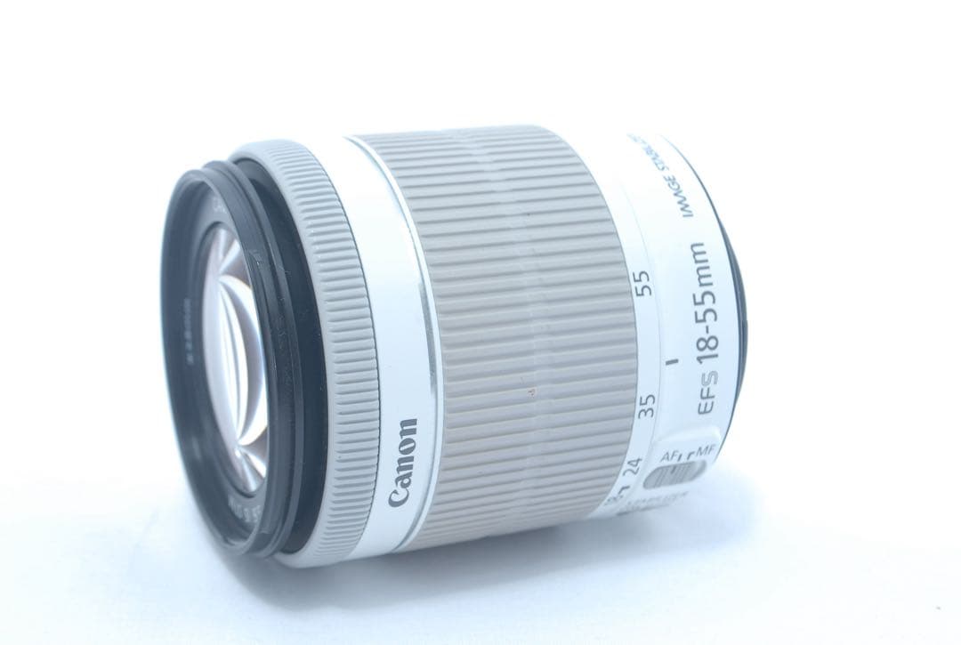 大人気⭐️ホワイト 一眼レフ Canon kiss X7⭐️高性能レンズ