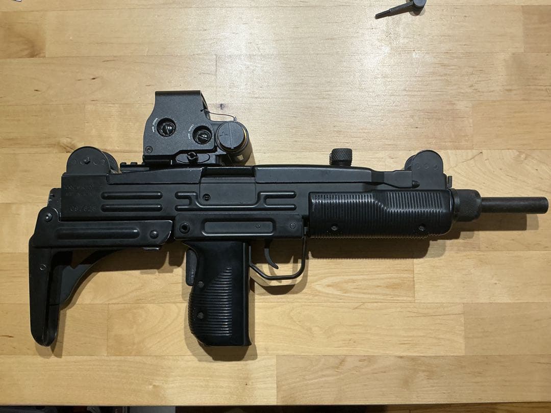 東京マルイ 電動ガン　UZI ウージー SMG マウントカスタム　ジャンク扱い