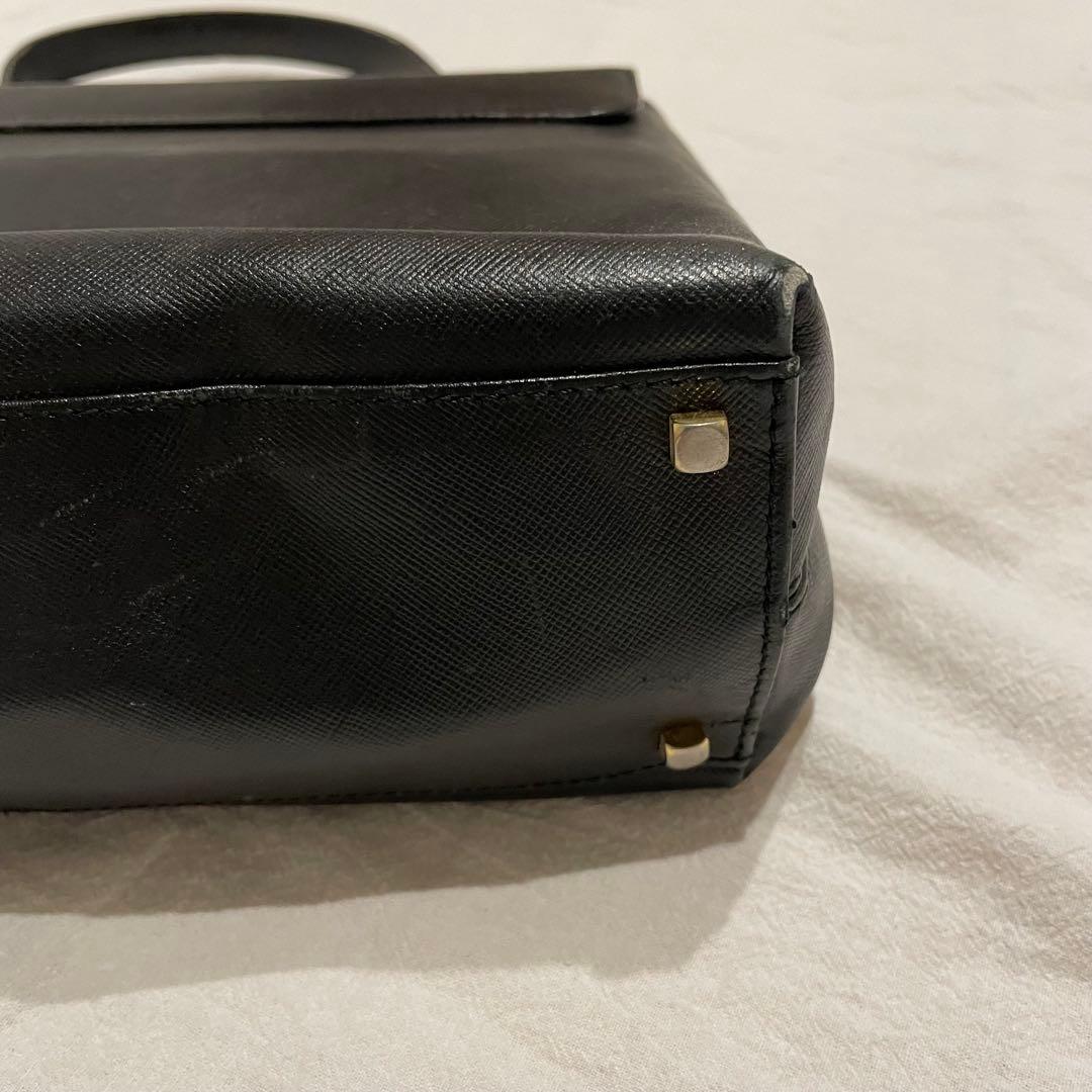 Ferragamo　サルヴァトーレフェラガモ　ハンドバッグ　ガンチーニ