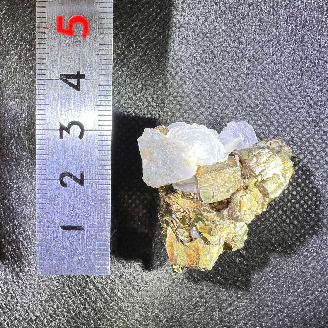 ペルー産 ゴージャス⭐︎カルサイト共生パイライトの通販はau PAY