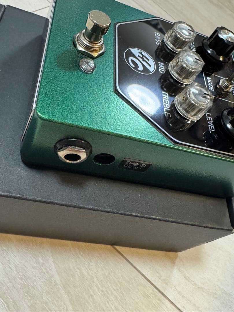 GAZON -Distortion- ギターエフェクター　B'z