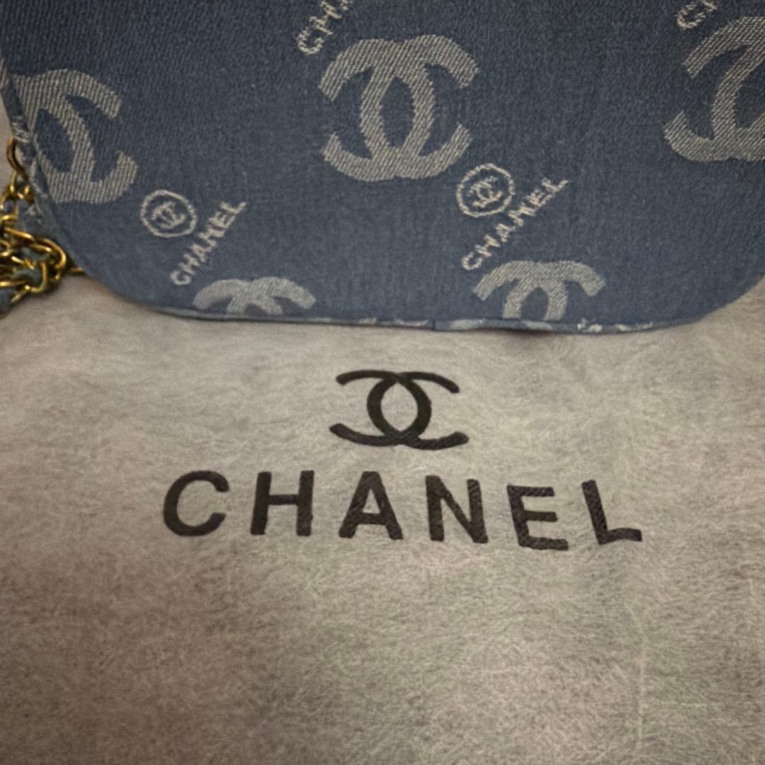 CHANEL ブルー　デニム　シャネル　ショルダーバッグ　ゴールドチェーン