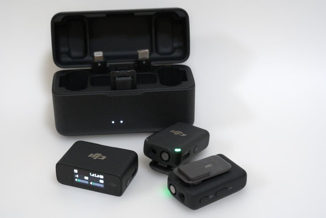 ね*ド様 DJI MIC ワイヤレスマイク 充電ケース付き