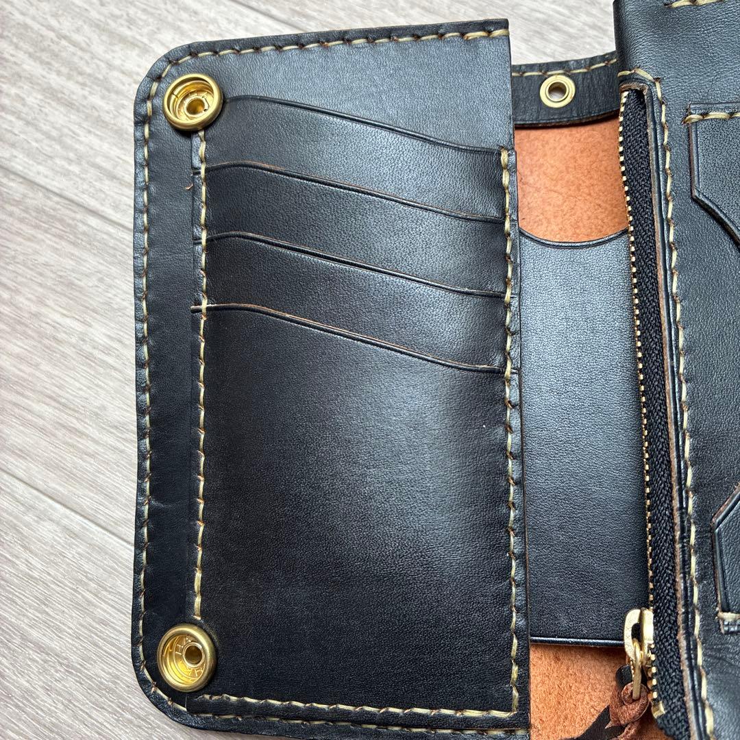 【茶芯ブラック】ミドルトラッカーウォレット　真鍮　お札を折らずに収納　タイプB