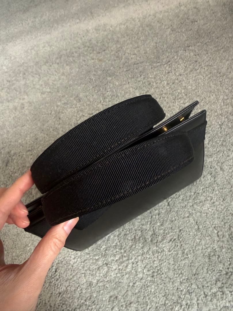 【Salvatore Ferragamo】 Vara リボンハンドバッグ