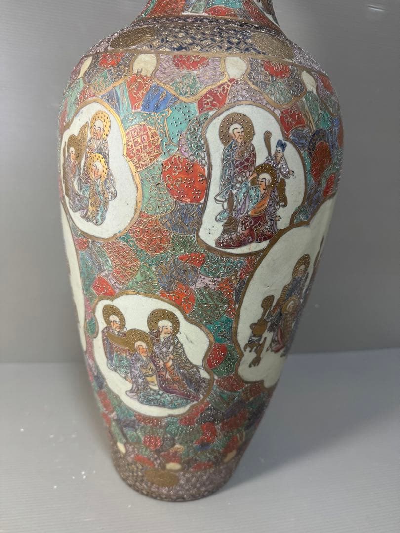 2624 骨董　薩摩焼　金襴手人物文　花瓶　大型　50cm