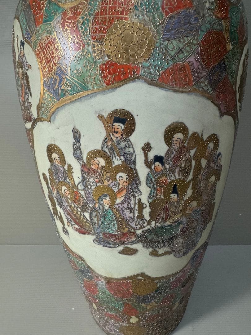 2624 骨董　薩摩焼　金襴手人物文　花瓶　大型　50cm