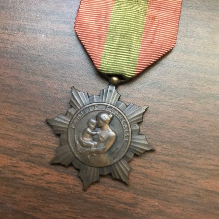 レア！アンティーク勲章メダルヨーロッパ  /フランスantiqueイギリス雑貨