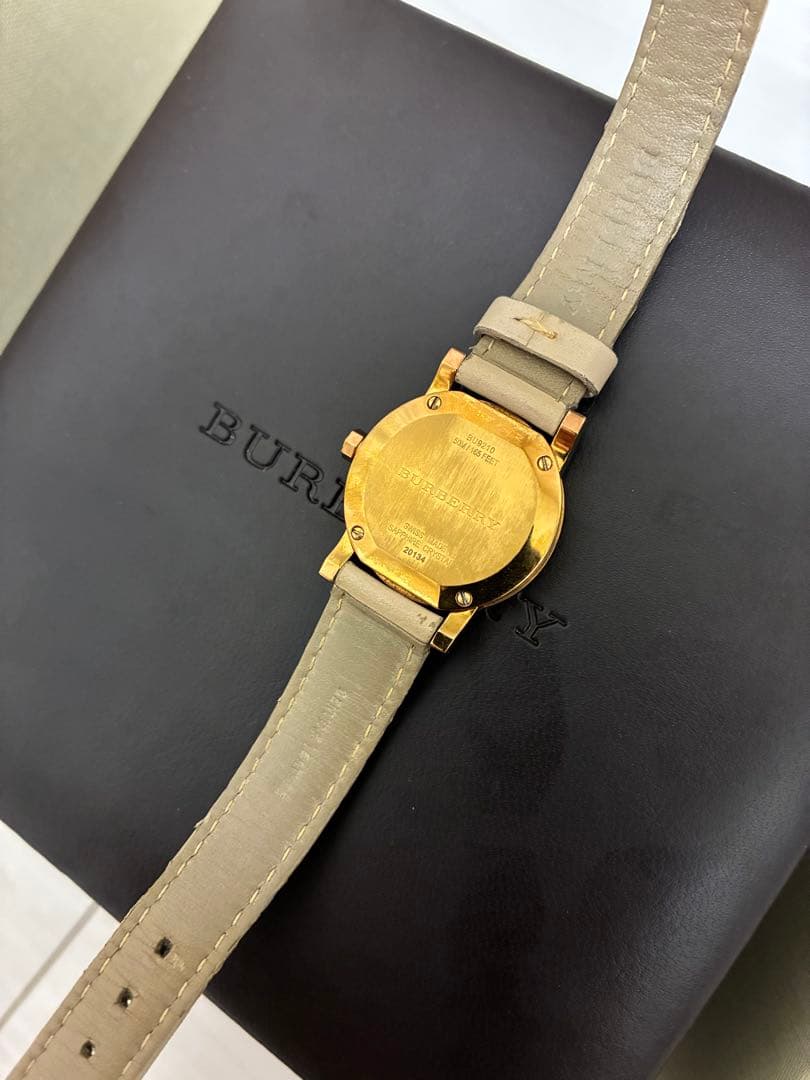 バーバリーピンクゴールドベージュレザーストラップ ウォッチ