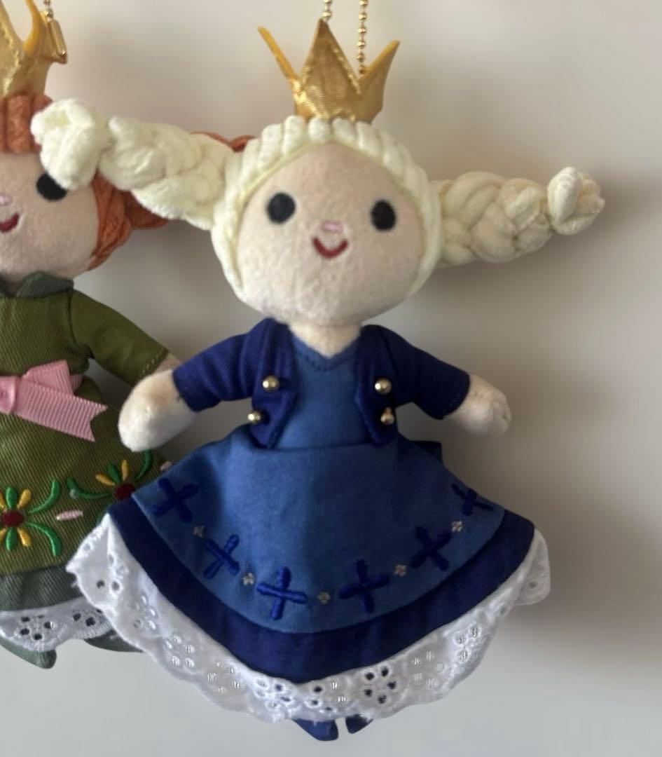 東京ディズニーシー】アナ雪ぬいぐるみチャーム ストラップ - メルカリ