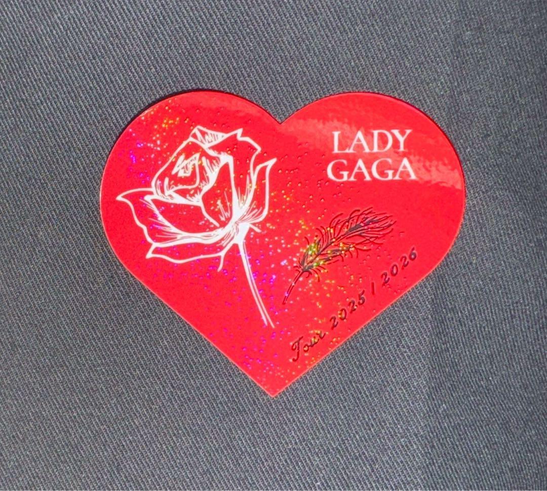 レディー ガガ メイヘム 日本 会場限定 ハート ホログラム ステッカー