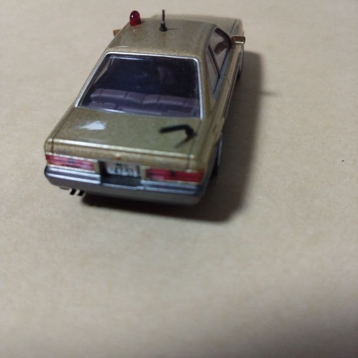 TOMICA LIMITED VINTAGE NEO ニッサン レパード