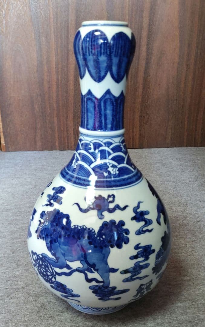 景徳鎮　獅子花瓶　D289