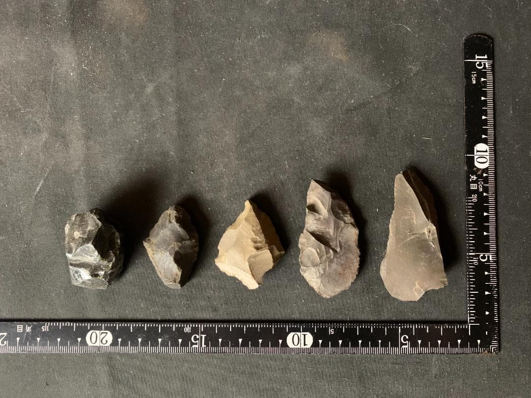 石器 矢尻 鏃 ヤジリ 5点 縄文時代 発掘地:京都府綴喜郡 488 縄文